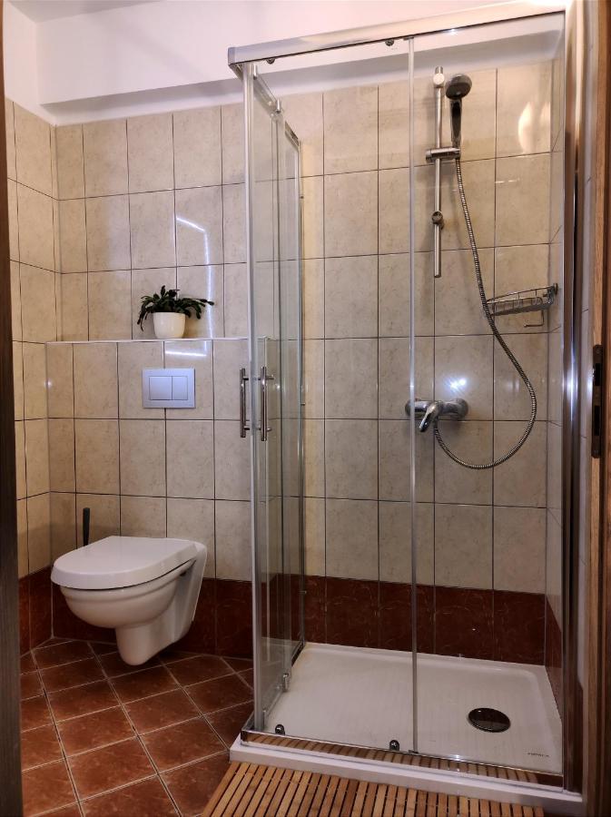 Apartman Emili Malinska Dış mekan fotoğraf