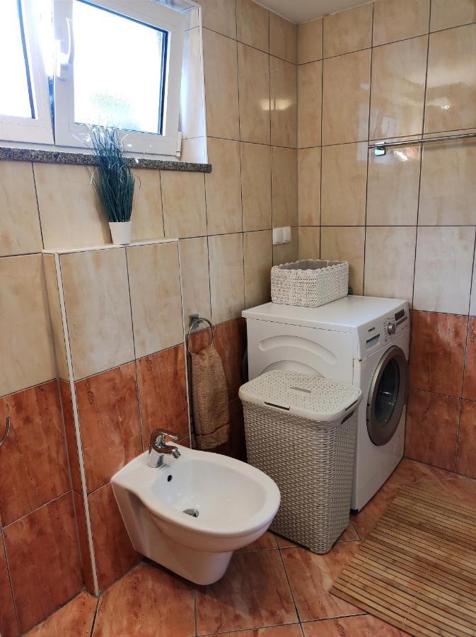 Apartman Emili Malinska Dış mekan fotoğraf
