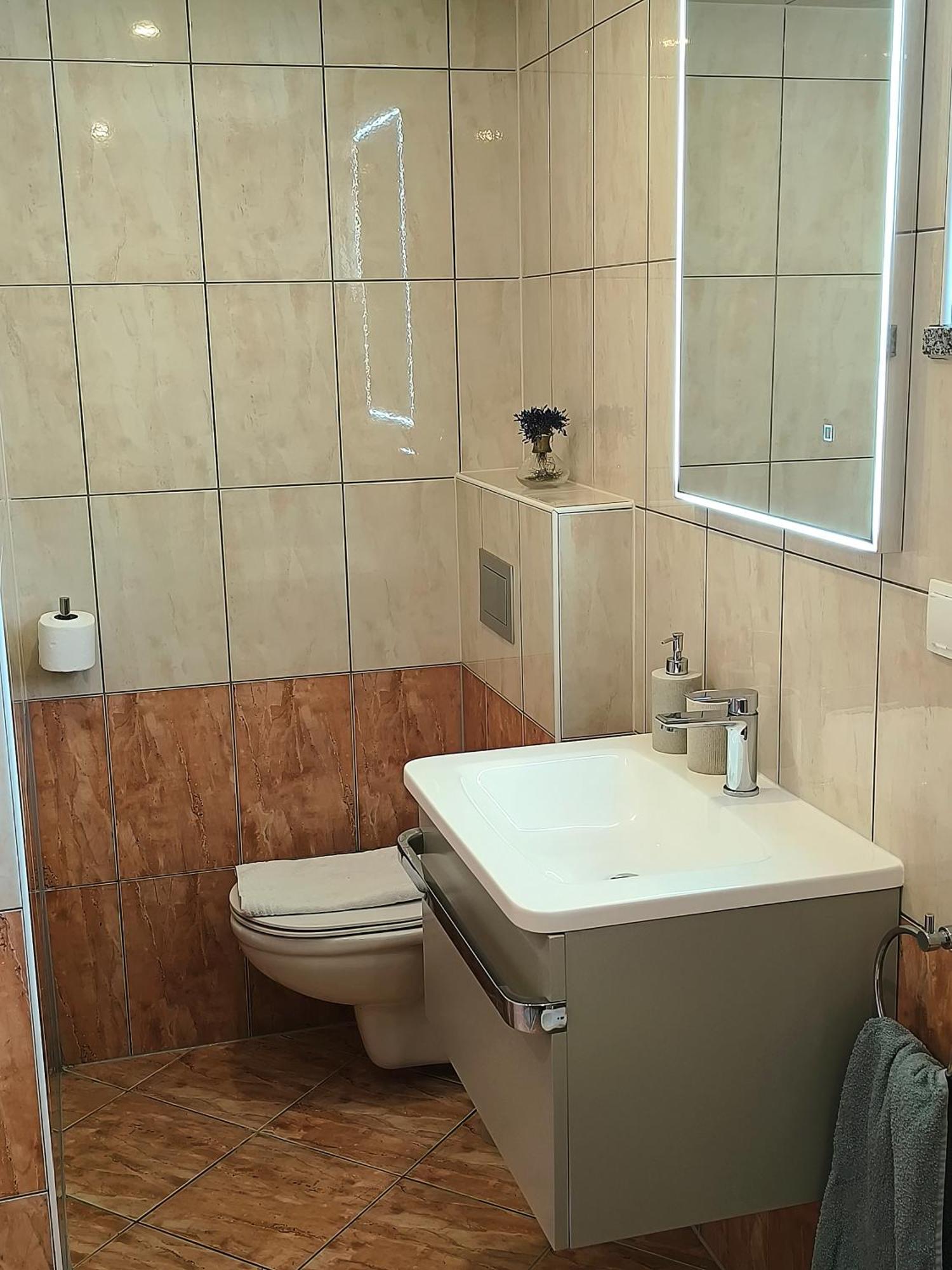 Apartman Emili Malinska Dış mekan fotoğraf